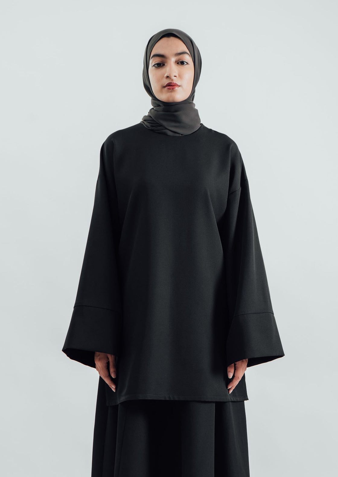 Round Neck Box Top - Black