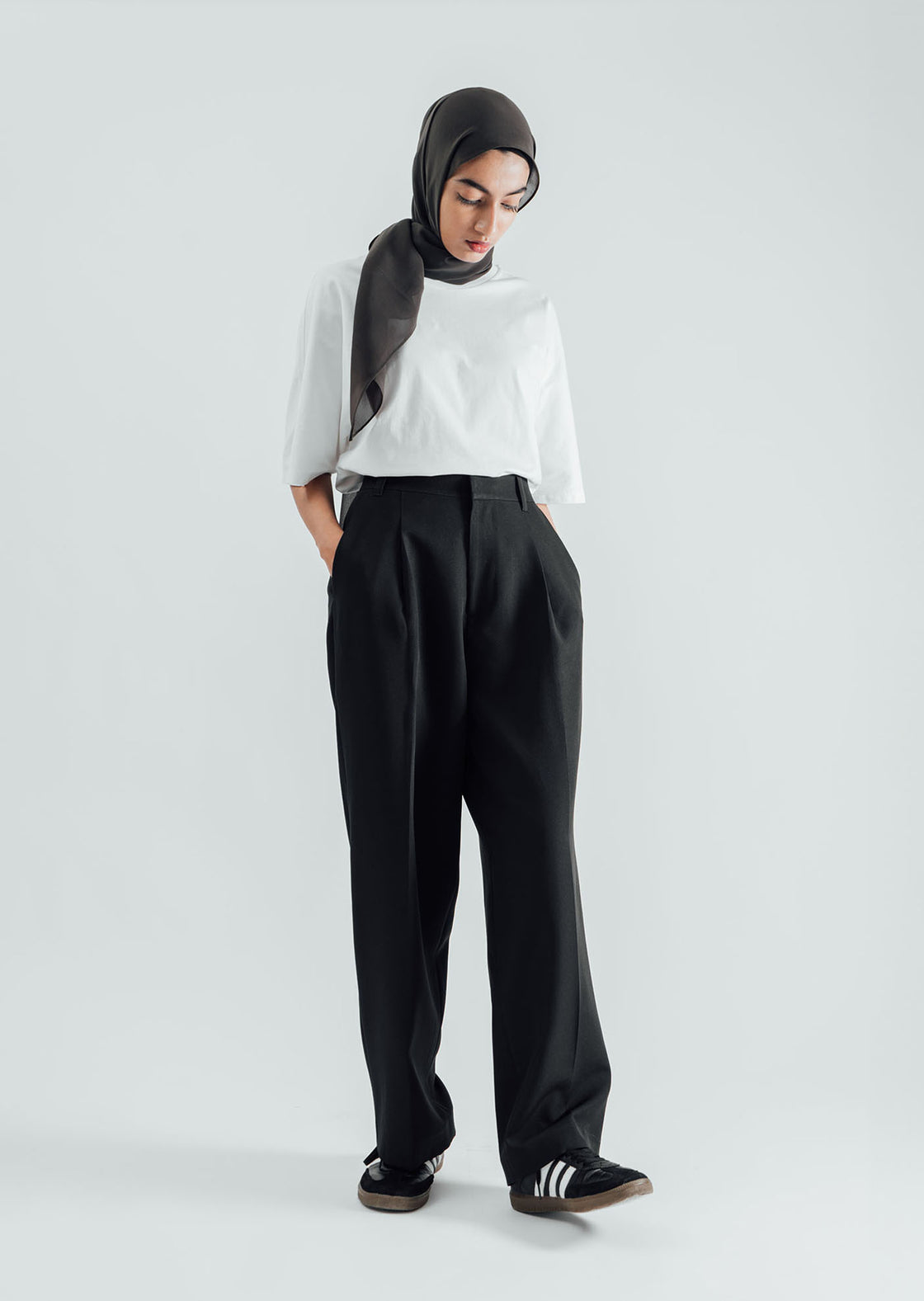 High Waist Pleated Straight Pant